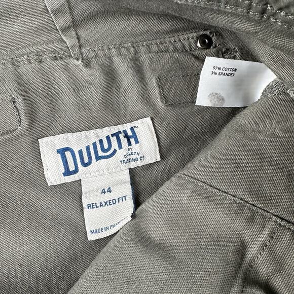 Duluth Men 44 Flex Fire Hose Relaxed Fit Cargo Shorts Khaki Green Stretch - Picture 8 of 13